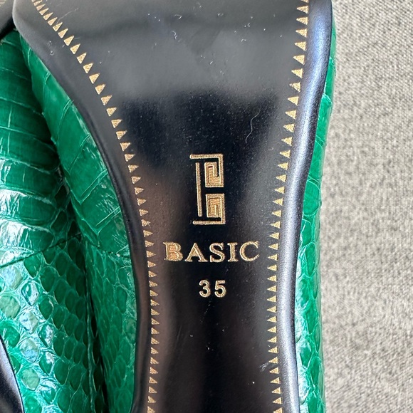 Genuine python high heels - Picture 8 of 10